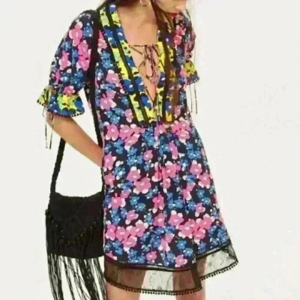 NWT Topshop Womens Neon Floral Lace Babydoll Dress Size 4 Black Statement Sleeve